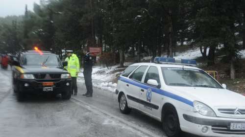 Δείτε ποιοι δρόμοι έχουν κλείσει, ποιοι χρειάζονται αλυσίδες