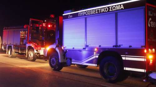 Πυρκαγιά σε εργοστάσιο στην Εθνική οδό Θηβών - Αθηνών