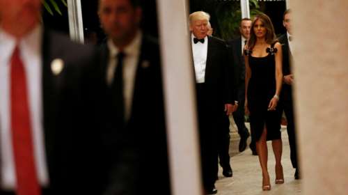 «Πόλεμος» στα social media για το Dolce&amp;Cabbana φόρεμα της Μελάνια Τραμπ