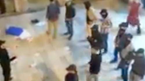 Ριζοσπάστες του Ισλάμ εισέβαλαν σε πανεπιστήμιο με ρόπαλα (ΒΙΝΤΕΟ)