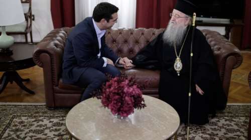 «Απολογούμενος» ο Τσίπρας στον μητροπολίτη &#39;Ανθιμο - φωτό και video-