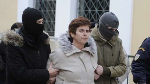 Ελεύθερο το παιδί της Πόλας Ρούπα να πάει στη γιαγιά του