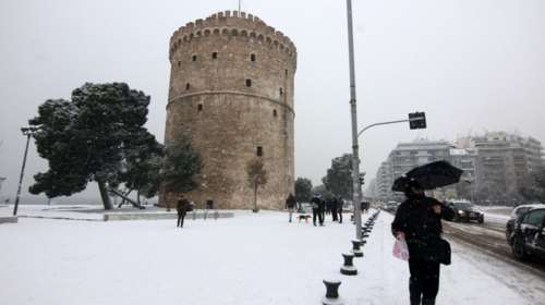 Σοβαρά προβλήματα σε δυτική & βόρεια Ελλάδα από τον χιονιά