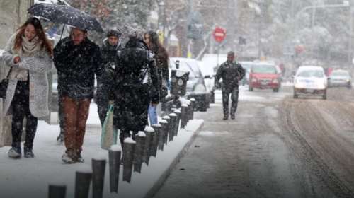 H μισή Ελλάδα σε λευκό κλοιό- που θα χτυπήσει σήμερα ο χιονιάς