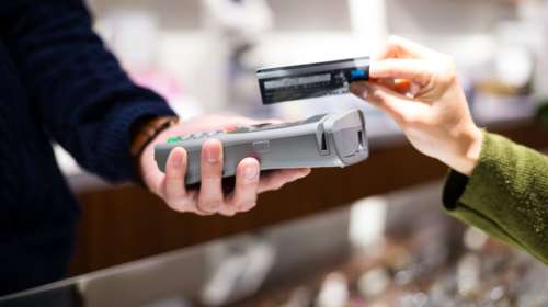 Η ρύθμιση για τις αποδείξεις που «χτίζουν» το αφορολόγητο