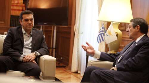 Τηλεφωνική επικοινωνία Τσίπρα-Αναστασιάδη για το Κυπριακό