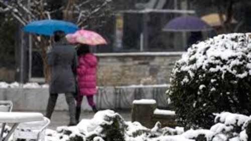Χαλάει ξανά ο καιρός από το απόγευμα με χιόνια και βροχές