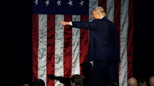 Η μεγάλη σκακιέρα:«Βόμβες» Τράμπ και ρελάνς της Ευρώπης