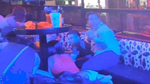 Πυροβολισμοί με νεκρούς σε φεστιβάλ στο Μεξικό,σώοι 3 έλληνες