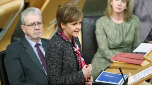 Ζήτημα ανεξαρτησίας θέτει η Σκωτία μετά τις δηλώσεις Μέι για σκληρό Brexit