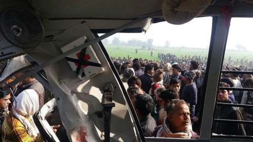 25 μαθητές σκοτώθηκαν σε σύγκρουση σχολικού με φορτηγό