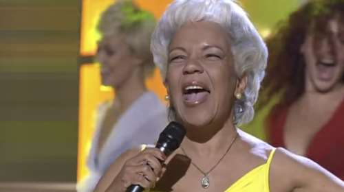 Νεκρή η τραγουδίστρια του La Lambada-Βρέθηκε απανθρακωμένη σε αυτοκίνητο