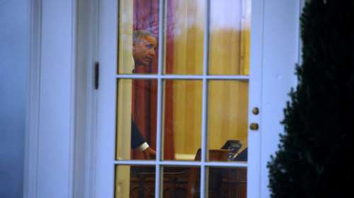 Οι τελευταίες στιγμές του Μπαράκ Ομπάμα στο Οβάλ Γραφείο [Εικόνες]