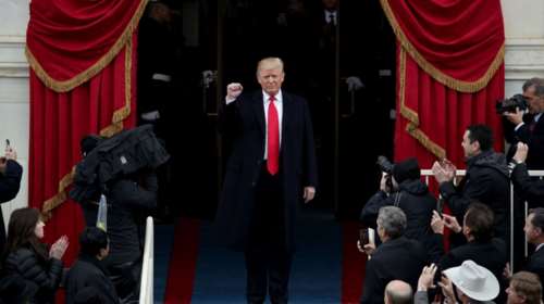 Καρέ-καρέ η ορκωμοσία του νέου προέδρου των ΗΠΑ Ντόναλντ Τραμπ