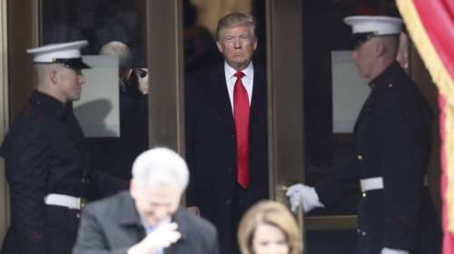 Τα «3Α» της εποχής Τραμπ: Άγνωστο, αγωνία και αβεβαιότητα