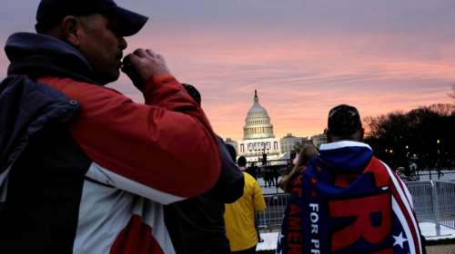 8.500 «τσιγαριλίκια» μοιράστηκαν στο περιθώριο της ορκωμοσίας Τραμπ