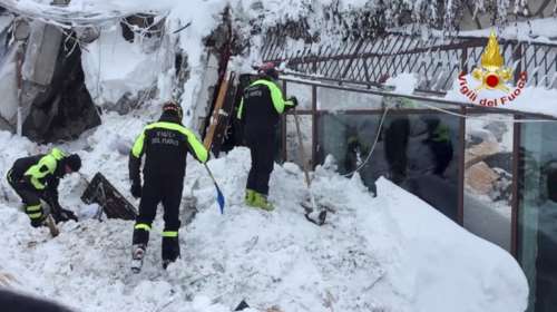 Αγωνία στην Ιταλία: «Πάνω από το ρήγμα που ενεργοποιήθηκε, υπάρχει φράγμα»