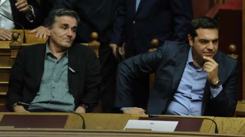 Το μονοπάτι της κυβέρνησης: «Εμπρός μέτρα και πίσω εκλογές»