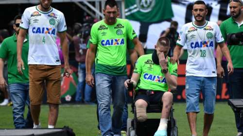 Συγκλονιστικές στιγμές με τους επιζώντες της Σαπεκοένσε στη Βραζιλία