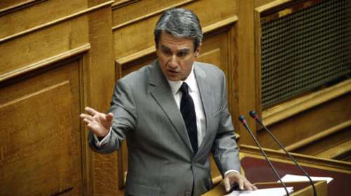 Καταγγελία Λοβέρδου για «τροποποίηση» του πορίσματος για τα δάνεια των ΜΜΕ