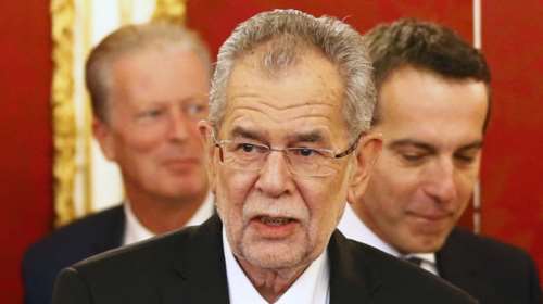 Ο νέος πρόεδρος της Αυστρίας είναι παιδί προσφύγων και το λέει