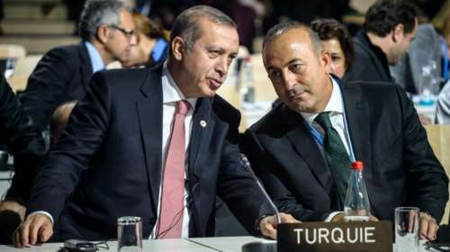 Με ακύρωση της συμφωνίας για τους πρόσφυγες απειλεί τώρα η Αγκυρα