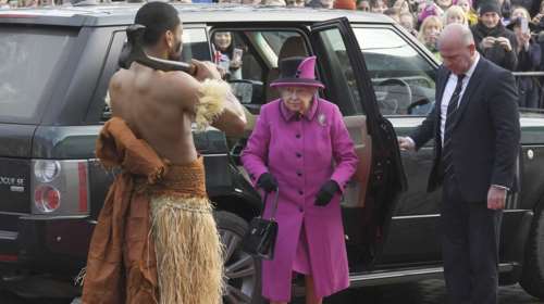 Νέα δημόσια εμφάνιση της Ελισάβετ μετά το κρυολόγημα