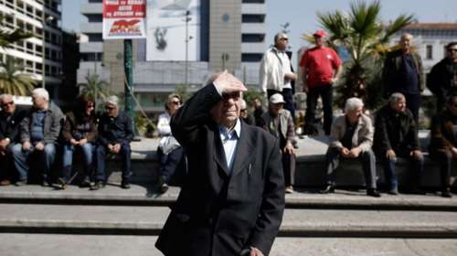 Εφιαλτική μελέτη για τα έσοδα του ΕΦΚΑ και κούρεμα συντάξεων