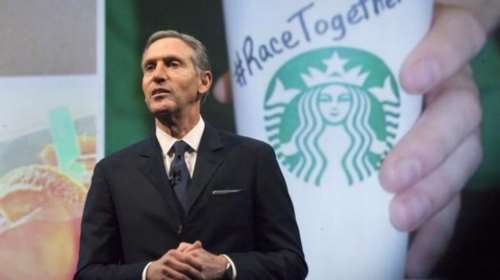 Τα Starbucks απαντούν στον Tραμπ: Θα προσλάβουμε 10.000 πρόσφυγες