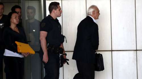 Βίκυ Σταμάτη: Ο Άκης καταρρέει σωματικά, κινδυνεύει να πεθάνει