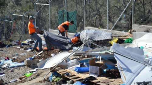 Ξηλώνουν τον  «Γολγοθά»  στη Μόρια μετά τους 5 θανάτους