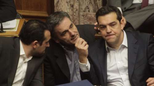 Ο εκνευρισμός Τσακαλώτου και η διάσταση απόψεων με τον Τσίπρα