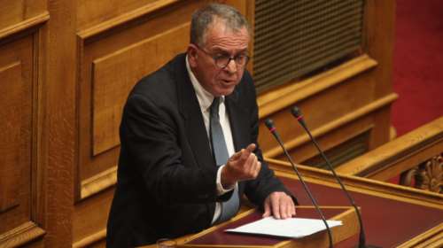 Ευθύνες από Μουζάλα σε δημάρχους και «γαλάζιους» παράγοντες