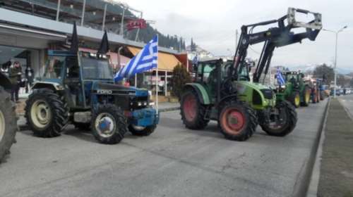 Καστοριά: Αγρότες παρέδωσαν στον έφορο τα κλειδιά των τρακτέρ
