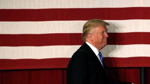 Το παιχνίδι του Τραμπ και η επιχείρηση αποσταθεροποίησης της Ευρώπης