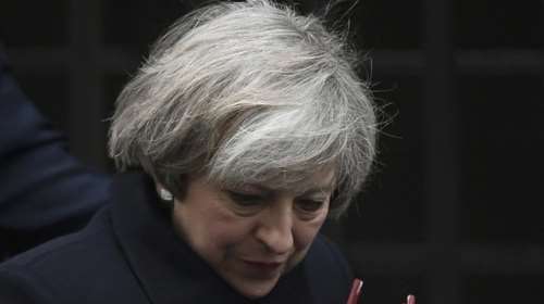 Η κυβέρνηση Μέι δέχεται κριτική από υπερασπιστές προσφύγων