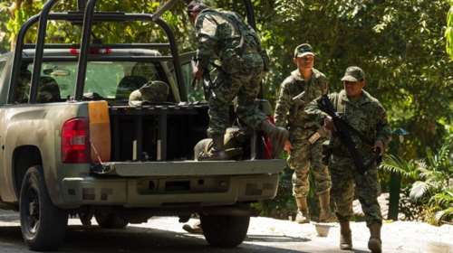 Δώδεκα νεκροί σε &quot;μάχες&quot; ανάμεσα σε αστυνομία και μέλη καρτέλ