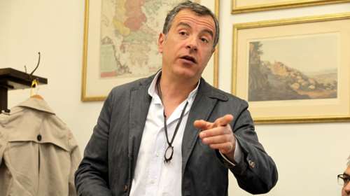 Θεοδωράκης: Δεν θα πάω να κουνάω σημαιάκια άλλων κομμάτων