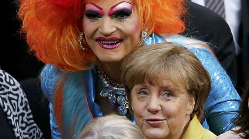 Ολίβια Τζόουνς: Μια Drag Queen εξέλεξε τον πρόεδρο της Γερμανίας!