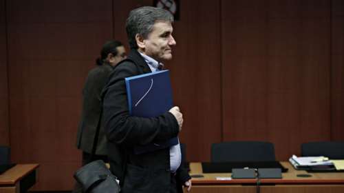 «Πολιτική συμφωνία» στις 20 Φεβρουαρίου θέλει ο Τσακαλώτος