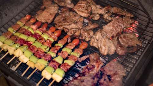 Πέντε παραδοσιακές ταβέρνες για να το τσικνίσετε.. χωρίς έλεος