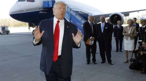 Νέα επίθεση Τραμπ στον Τυπο και τα &quot;παραπλανητικά ΜΜΕ&quot;