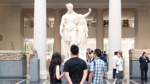 Μέσα στο Μητροπολιτικό, το πιο πλούσιο μουσείο του κόσμου