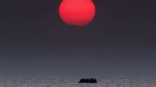 Ευκολότερες απέλασεις μεταναστών από την ΕΕ θέλουν Παρίσι-Βερολίνο