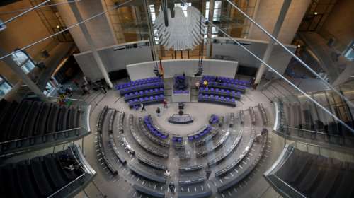 &quot;Βέτο&quot; χριστιανοκοινωνιστών στην χρηματοδότηση της Ελλάδας αν φύγει το ΔΝΤ