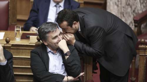 Η υπόγεια «μάχη» Παππά -Τσακαλώτου παραλύει την κυβέρνηση