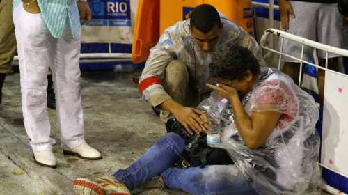 Σοκ στο Ρίο: Καρναβαλικό άρμα στο σαμπαδρόμιο παρασύρει θεατές