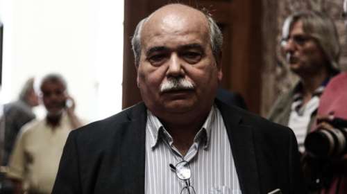 Βούτσης για Μητσοτάκη: Έχει δυσανεξία στους κοινωνικούς αγώνες