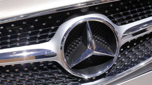 Ανακαλούνται ένα εκατομμύριο Mercedes-Benz λόγω κινδύνου ανάφλεξης