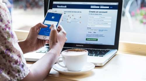 Πόσες ώρες περνάς σε Facebook και social media;